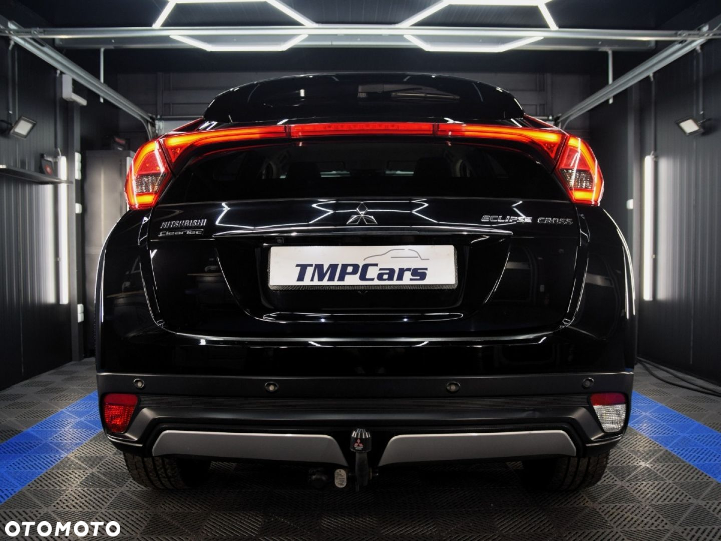 Mitsubishi Eclipse Cross - 11