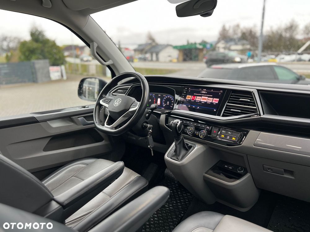 Volkswagen Caravelle - 26