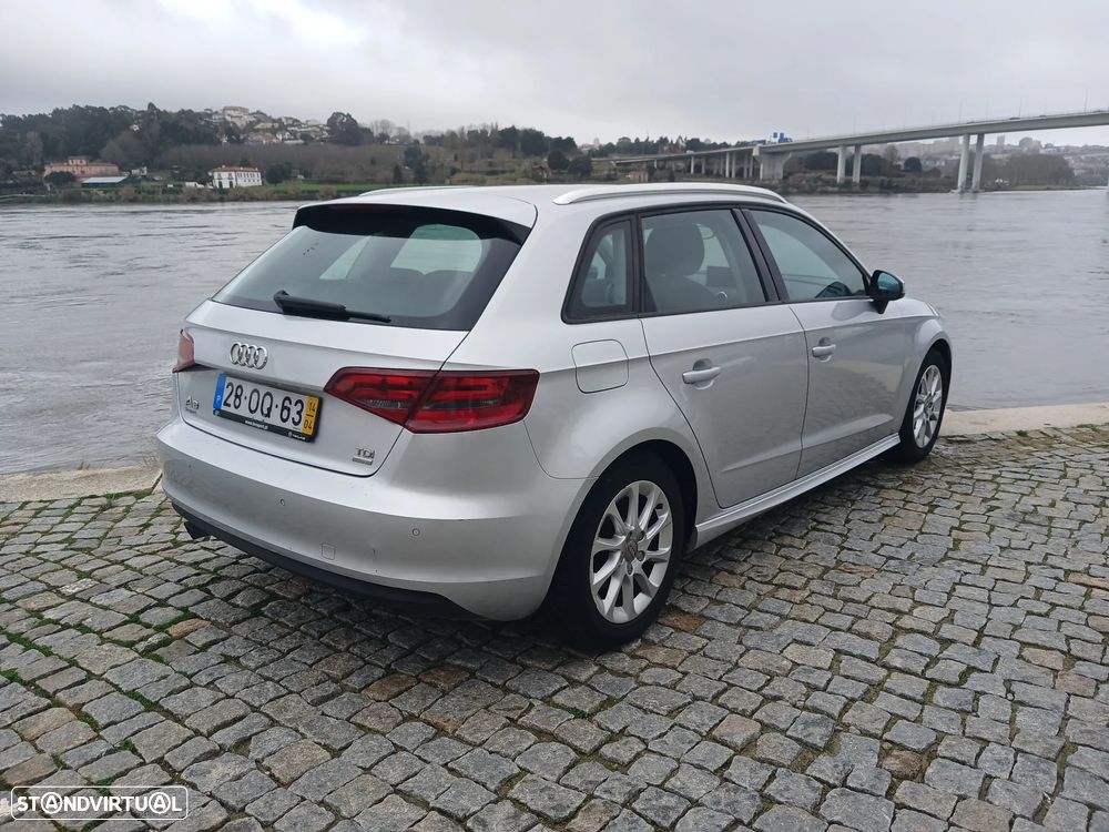 Audi A3 Sportback 1.6 TDI Attraction - 18