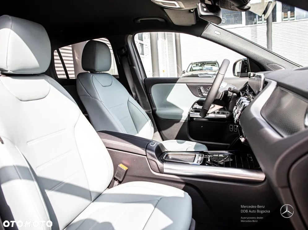 Mercedes-Benz GLA 250e Progressive - 7