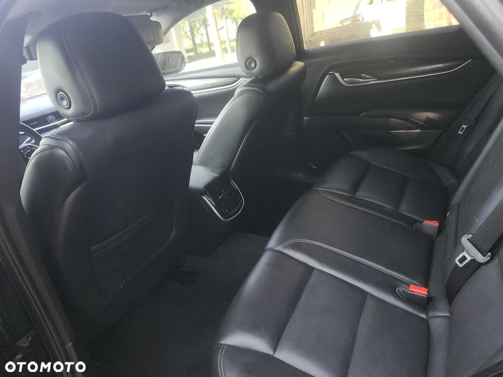 Cadillac XTS - 6