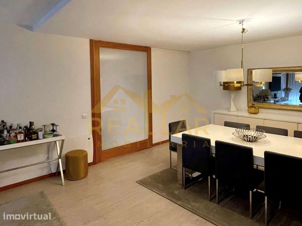 Excelente Apartamento T3 com Piscina e Jardim no Montgeron, Póvoa d... - Grande imagem: 5/30