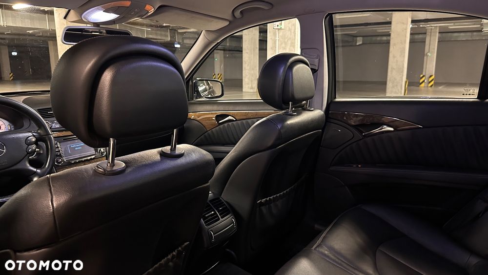 Mercedes-Benz Klasa E 320 CDI 7G-TRONIC Avantgarde - 26