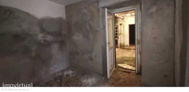 Moradia terrea à venda para recuperar - Grande imagem: 5/9