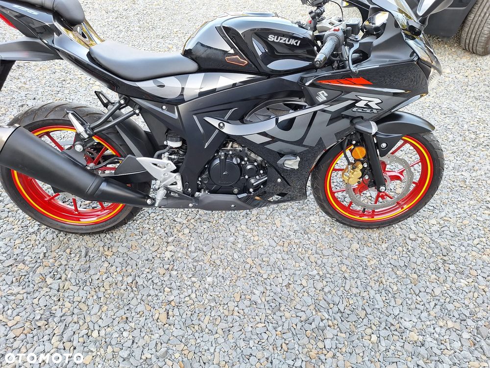 Suzuki GSX-R - 3