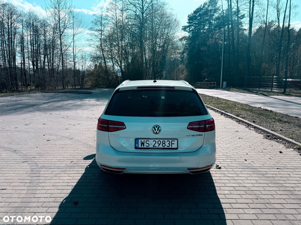 Volkswagen Passat - 9