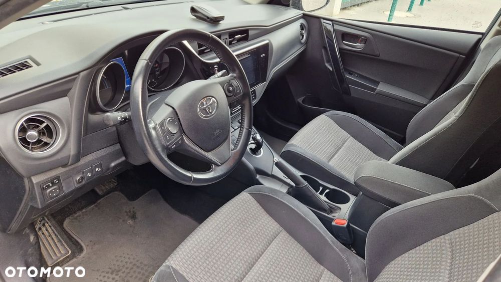 Toyota Auris Hybrid 135 Comfort - 12