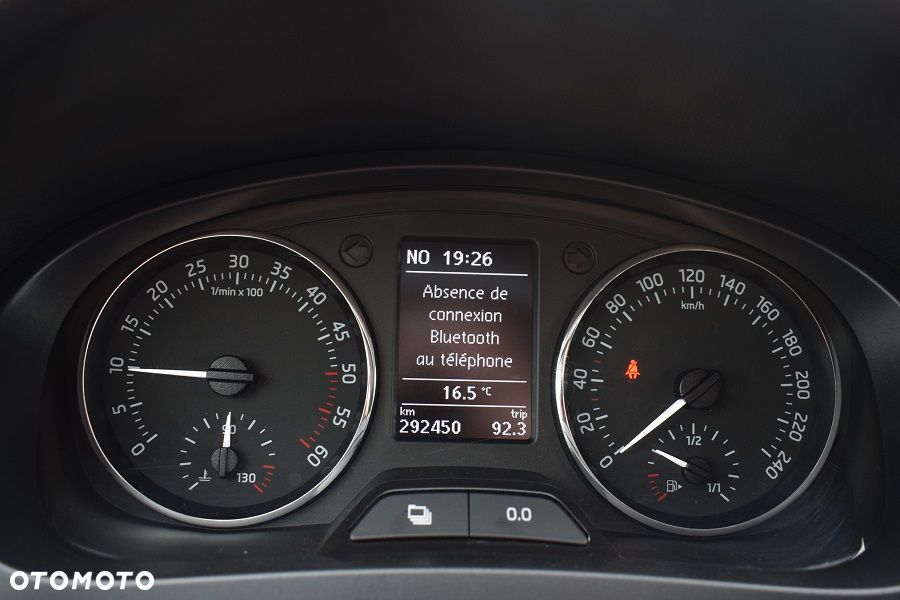 Skoda RAPID Spb 1.6 TDI DPF Ambition - 19