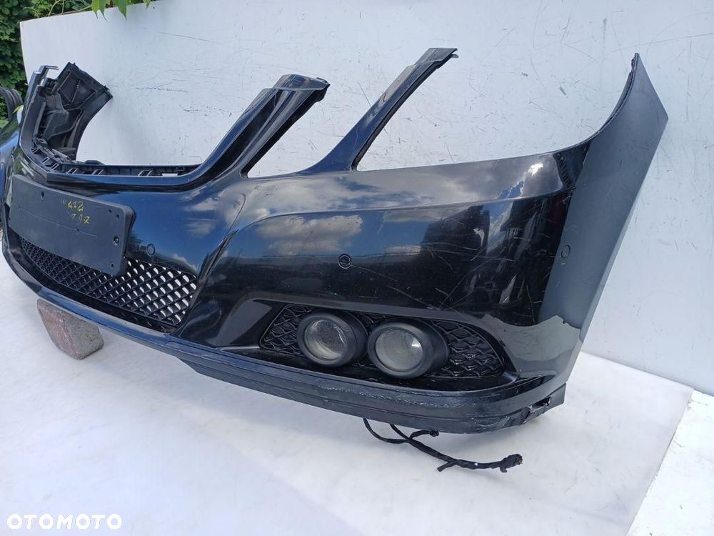 ZDERZAK PRZÓD PRZEDNI MERCEDES E-KLASA W212 09-13 LAKIER 197 A2128850025 - 2