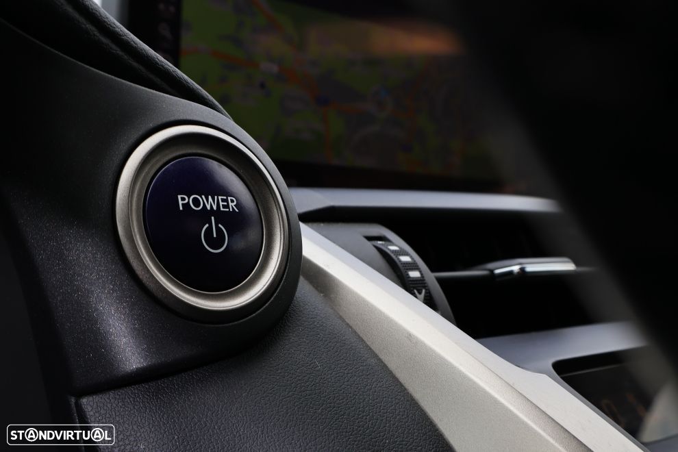 Lexus NX 300h Executive+ - 8