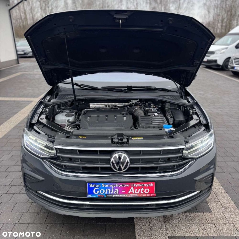 Volkswagen Tiguan - 16