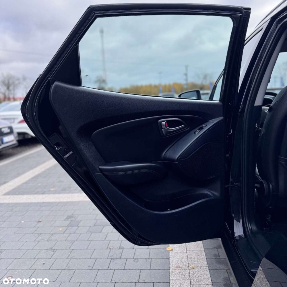 Hyundai ix35 blue 1.6 2WD Finale Gold - 20