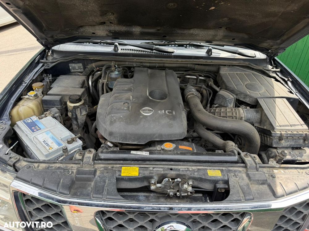 Nissan Pathfinder 2.5 dCi LE Plus - 8