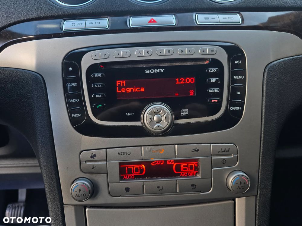 Ford Galaxy 2.0 TDCi Ghia - 30