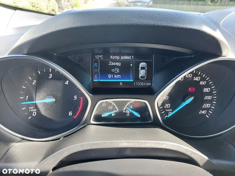 Ford Kuga - 16