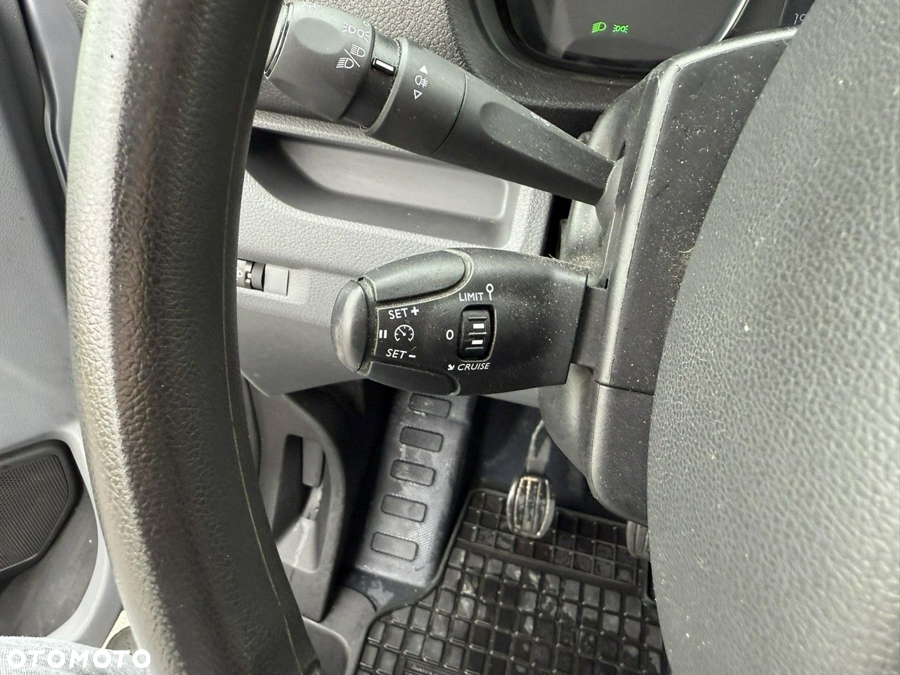 Opel Vivaro - 14