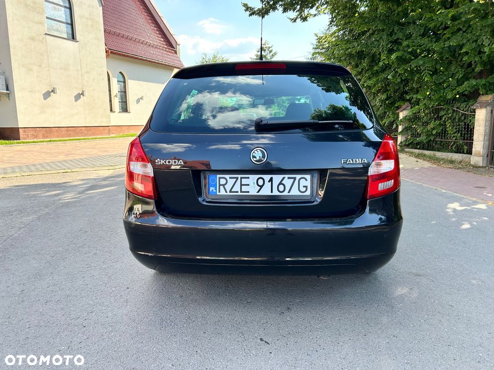 Skoda Fabia - 6