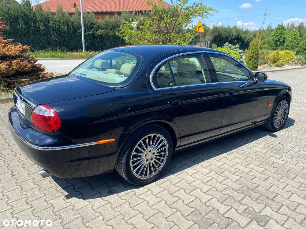Jaguar S-Type 3.0 V6 Executive - 19