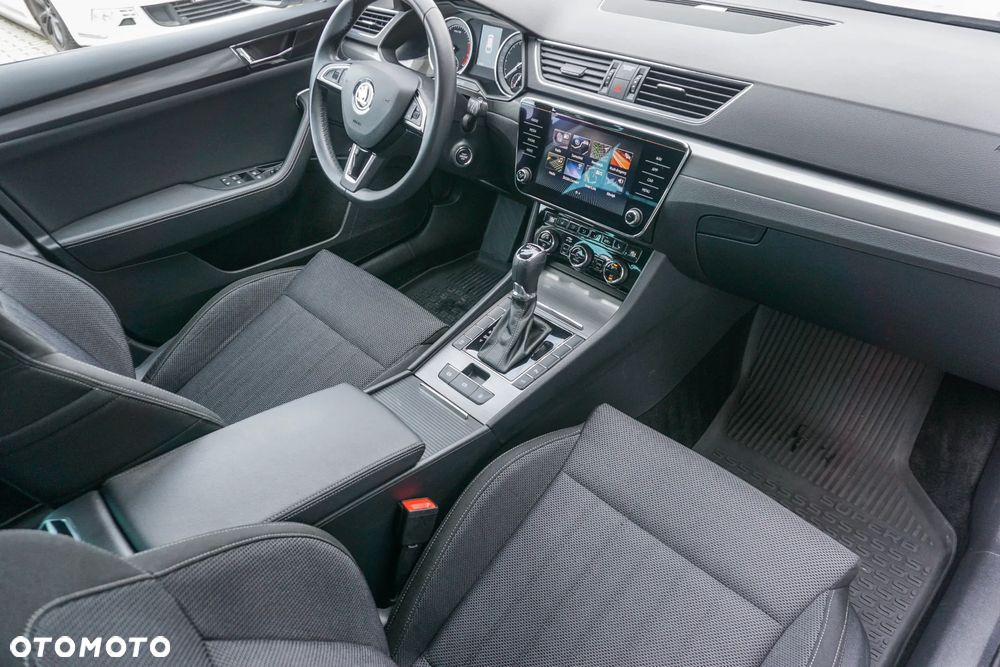 Skoda Superb 1.5 TSI ACT Style DSG - 35