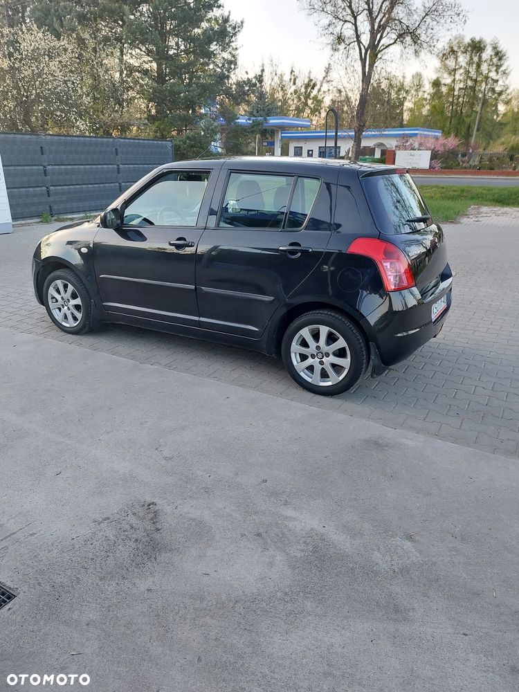 Suzuki Swift 1.3 GLX / Comfort - 2