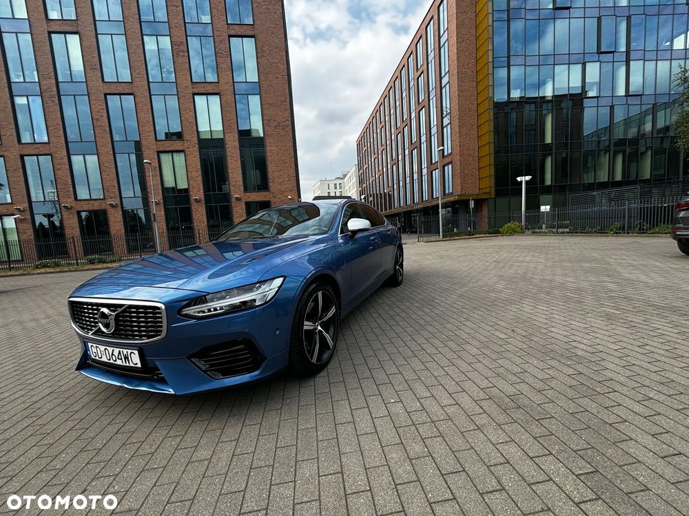 Volvo S90 - 2