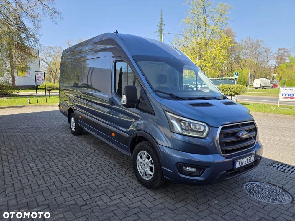 Ford Transit - 12