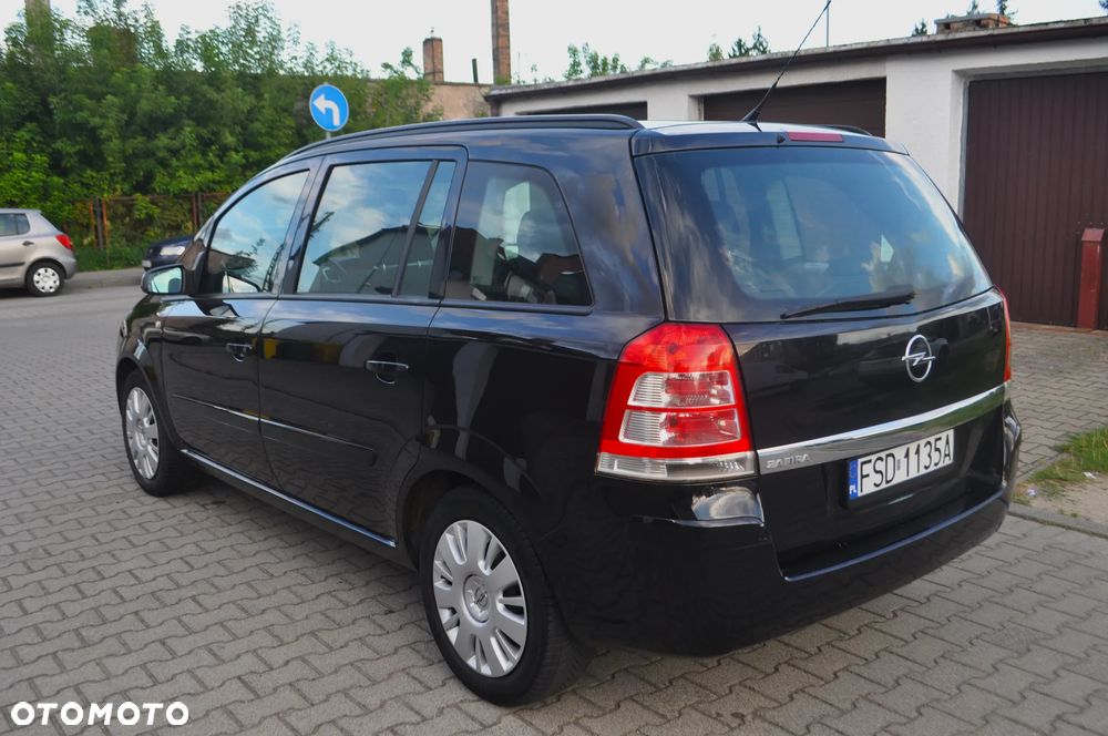 Opel Zafira 1.8 Easytronic Family Plus - 7
