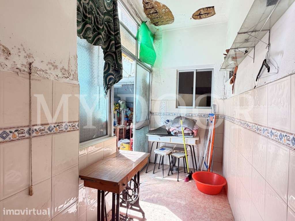 Apartamento T2 - Moscavide - Obras Totais - RCH c/ Terraço - Grande imagem: 3/32