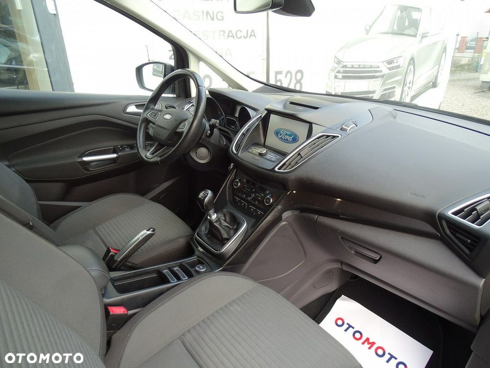 Ford Grand C-MAX - 14