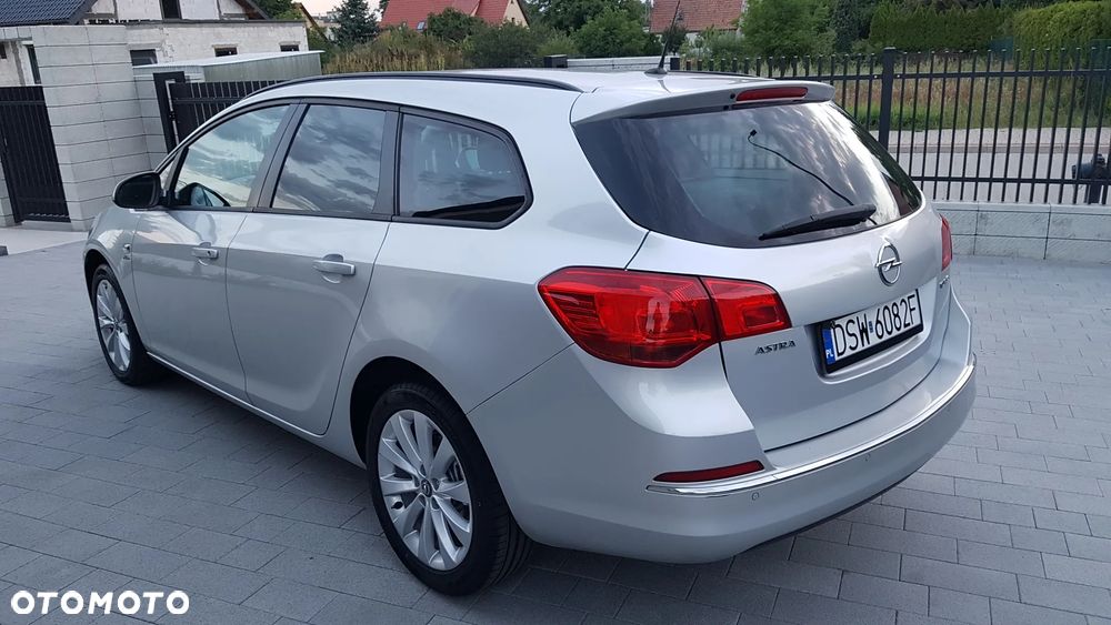 Opel Astra 1.4 T Edition 150 - 13