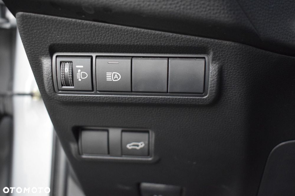 Toyota Corolla Cross 2.0 Hybrid Style AWD - 22
