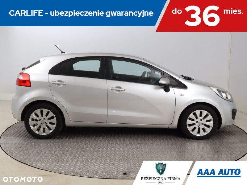 Kia Rio - 8