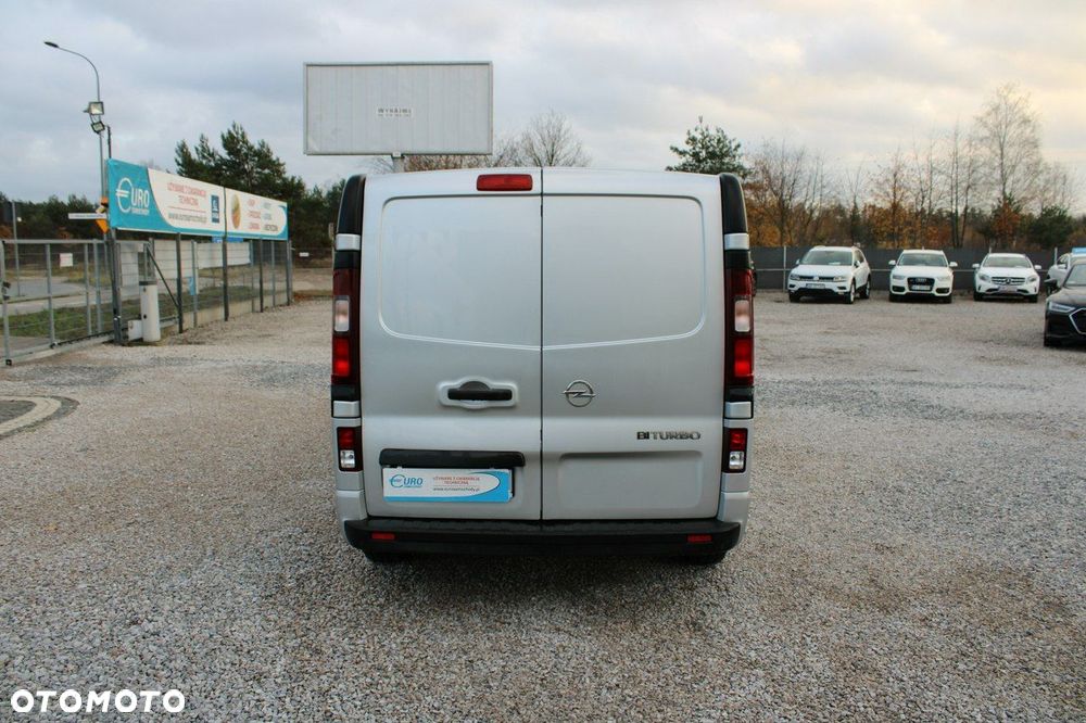 Opel Vivaro - 7