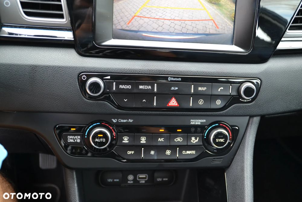 Kia Niro 1.6 GDI 2WD Vision - 33