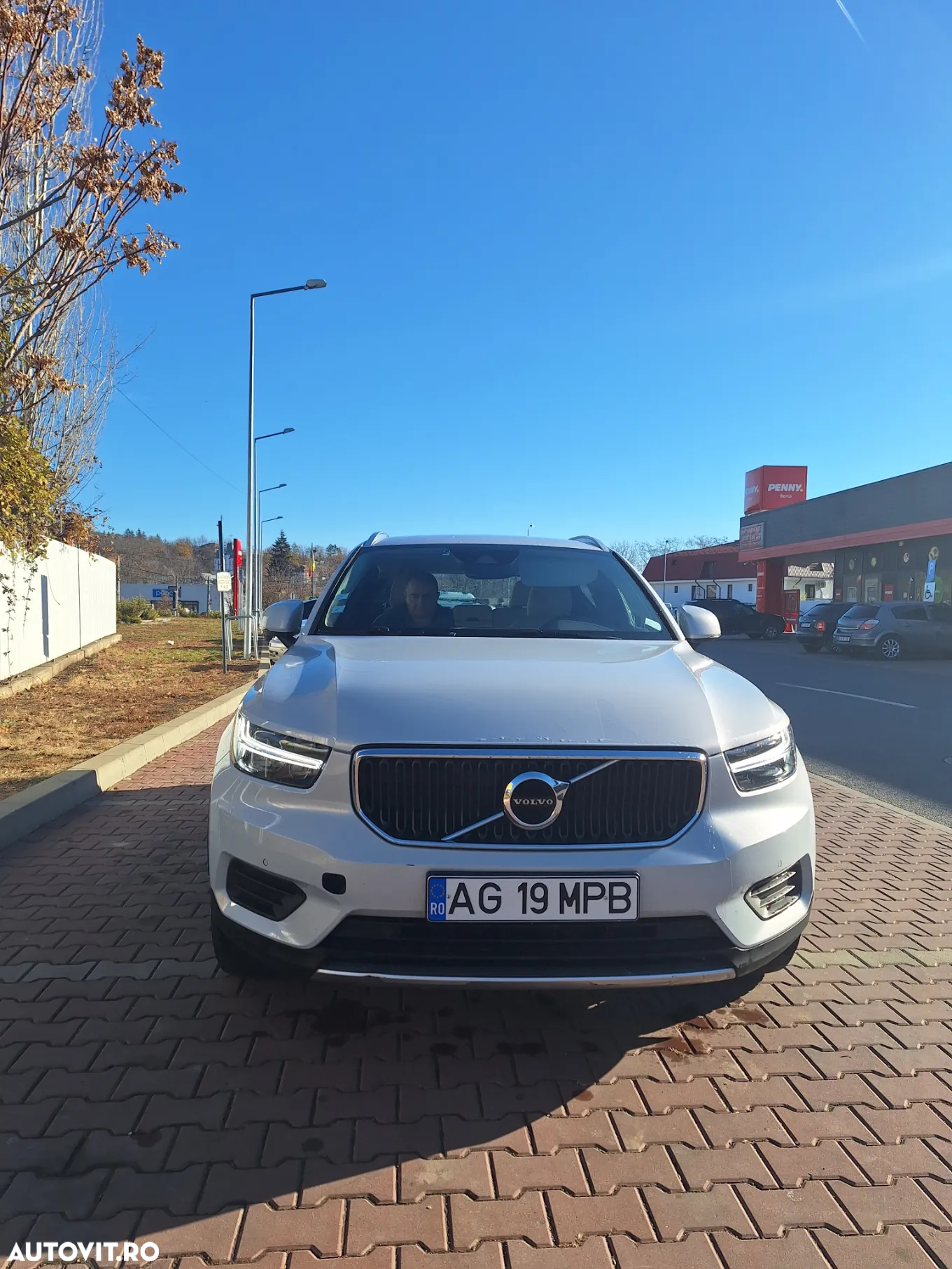 Volvo XC 40 D3 Geartronic Momentum Pro - 3