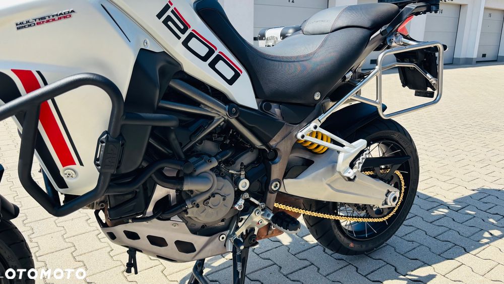 Ducati Multistrada - 10