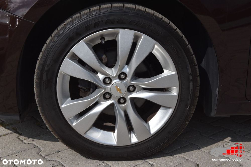 Chevrolet Cruze - 12