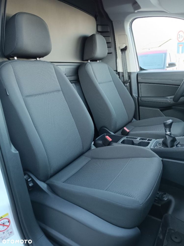 Ford Transit Connect - 17