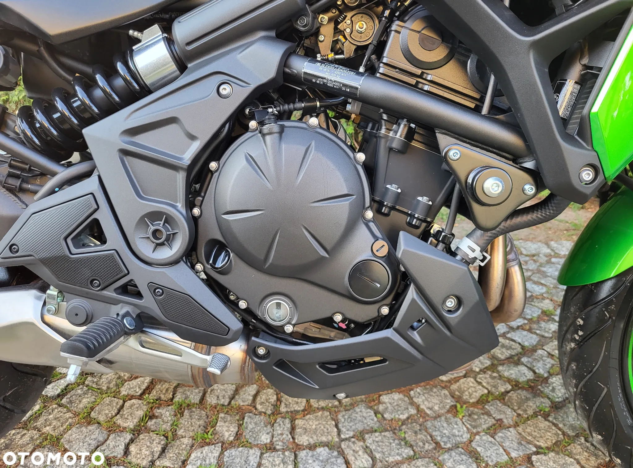 Kawasaki Versys 650 - 9