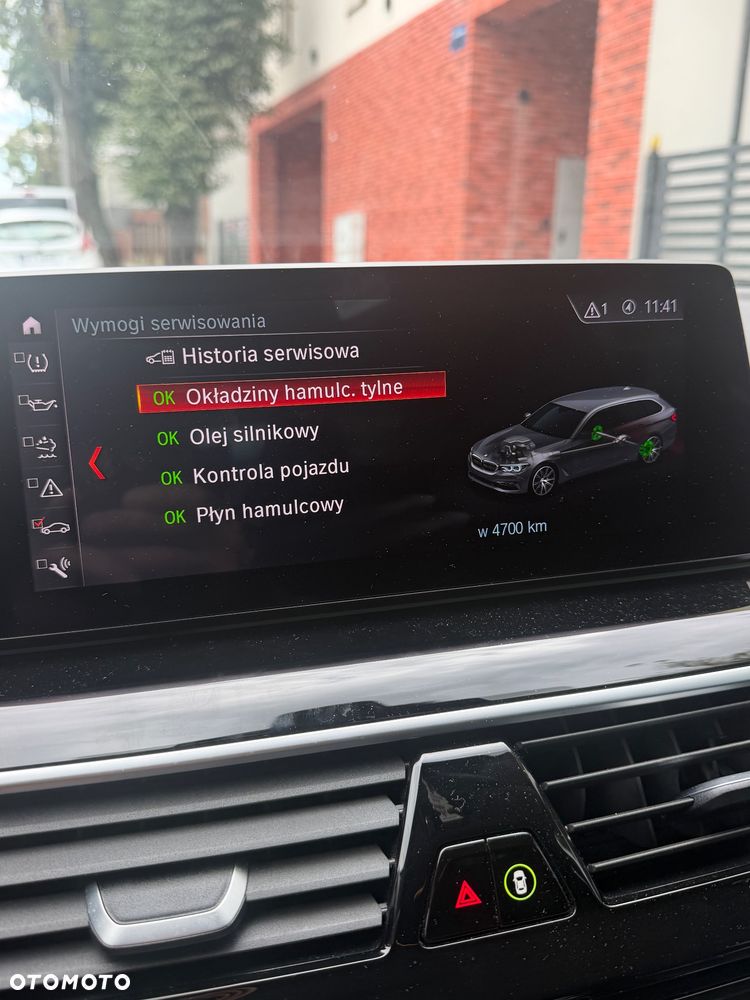 BMW Seria 5 525d Luxury Line - 6