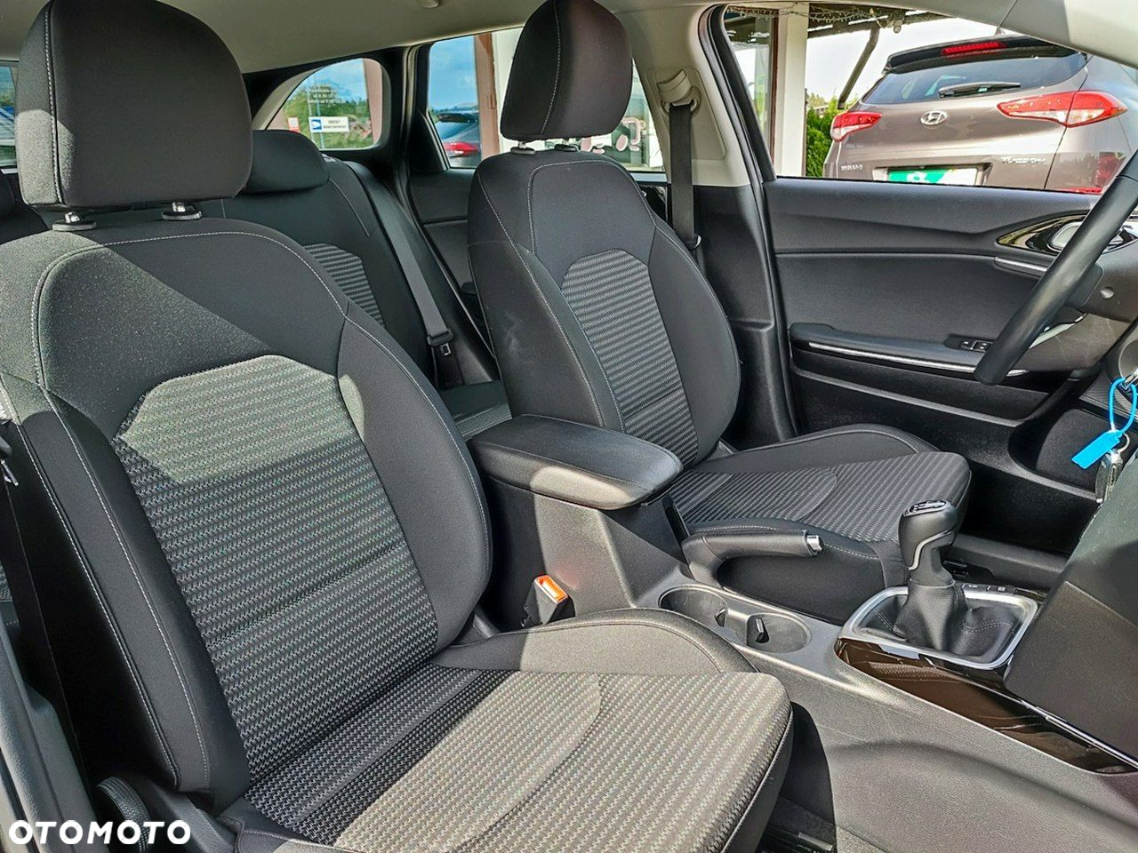 Kia Ceed - 24