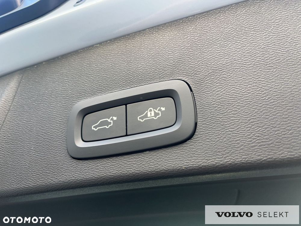 Volvo XC 40 - 21