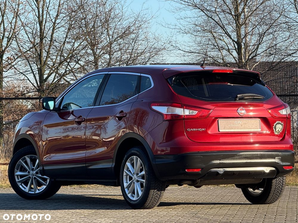 Nissan Qashqai 1.2 DIG-T N-Connecta EU6 - 29