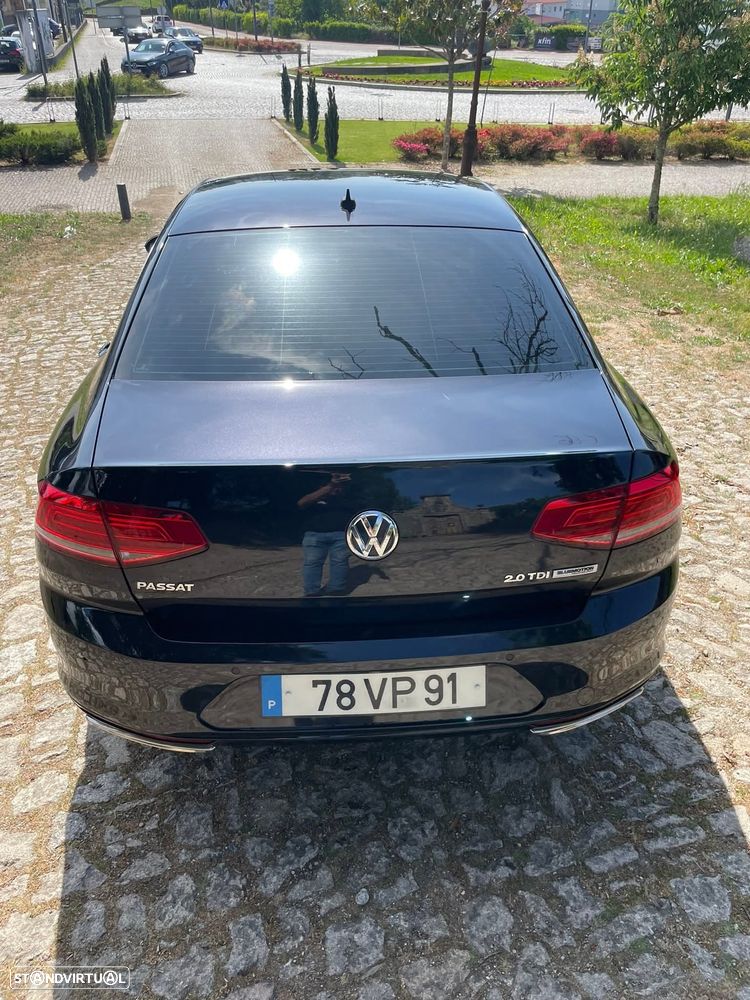 VW Passat 2.0 TDI (BlueMotion ) DSG Trendline - 3