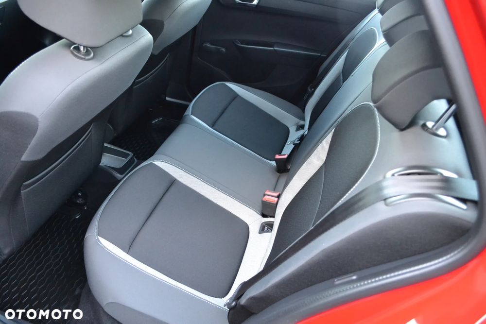 Skoda Fabia 1.0 TSI Ambition Plus - 11