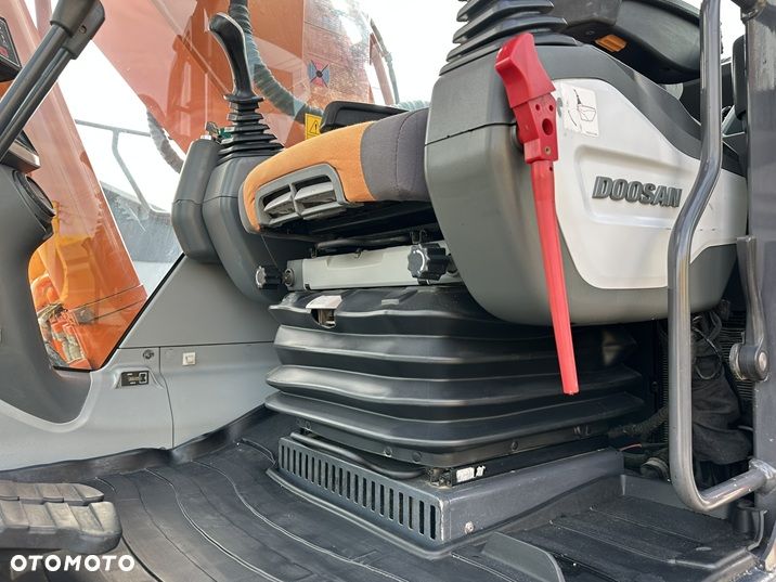 Doosan DX 300 LC-3 - 25