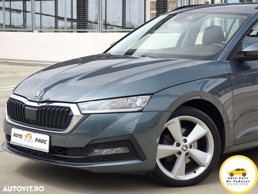 Skoda Octavia Combi Diesel 2.0 TDI DSG Style - 8