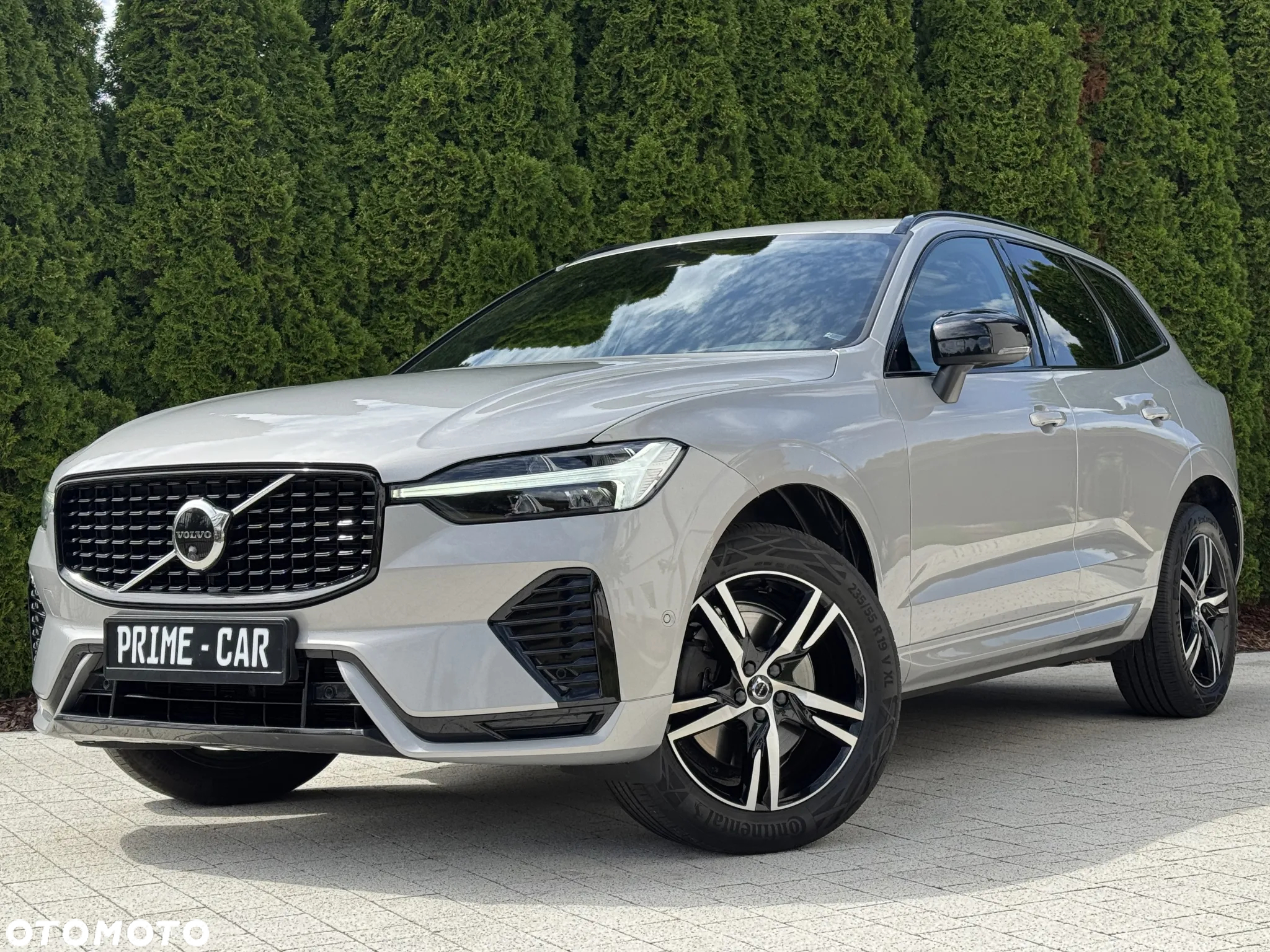 Volvo XC 60 B4 D Plus Dark - 27