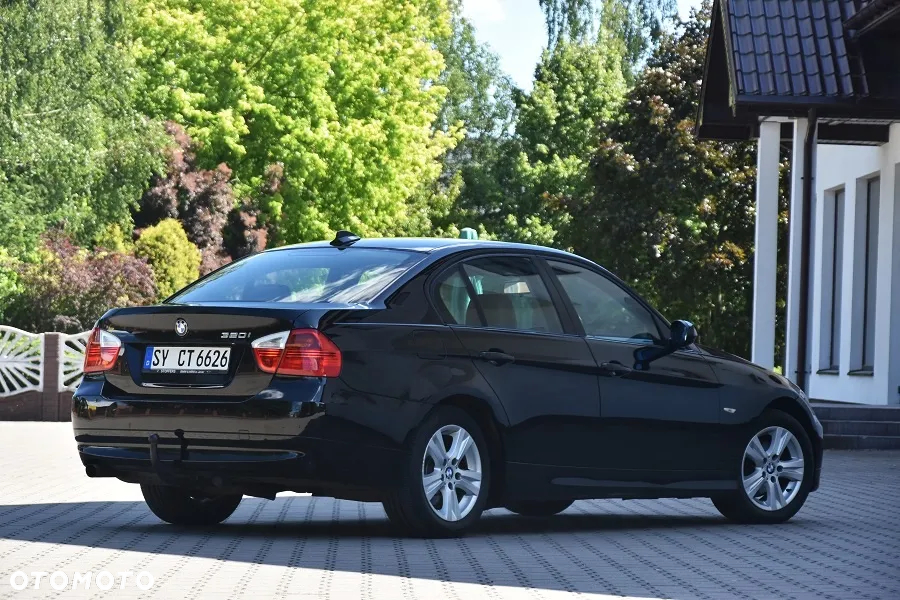 BMW Seria 3 320i - 10