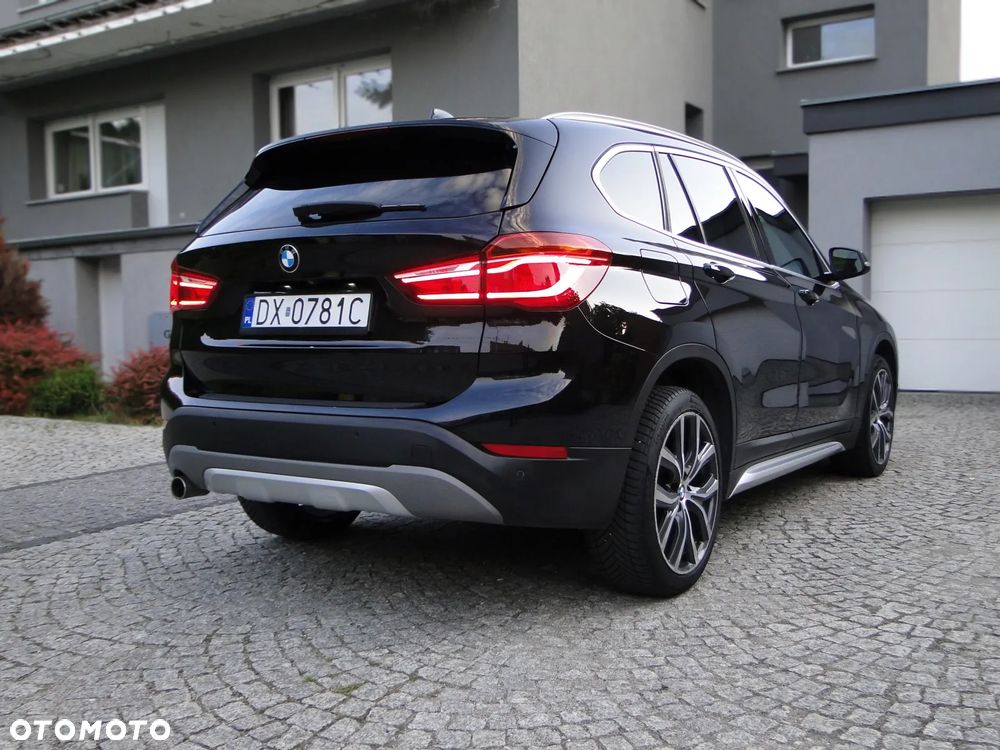 BMW X1 sDrive18i GPF xLine - 12